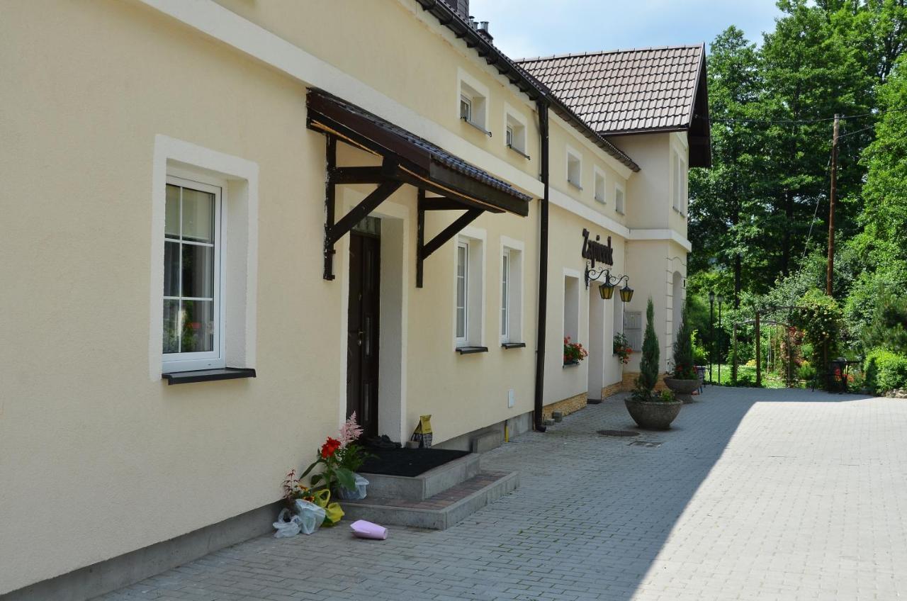 Gosciniec Zapiecek 호텔 Stronie Śląskie 외부 사진